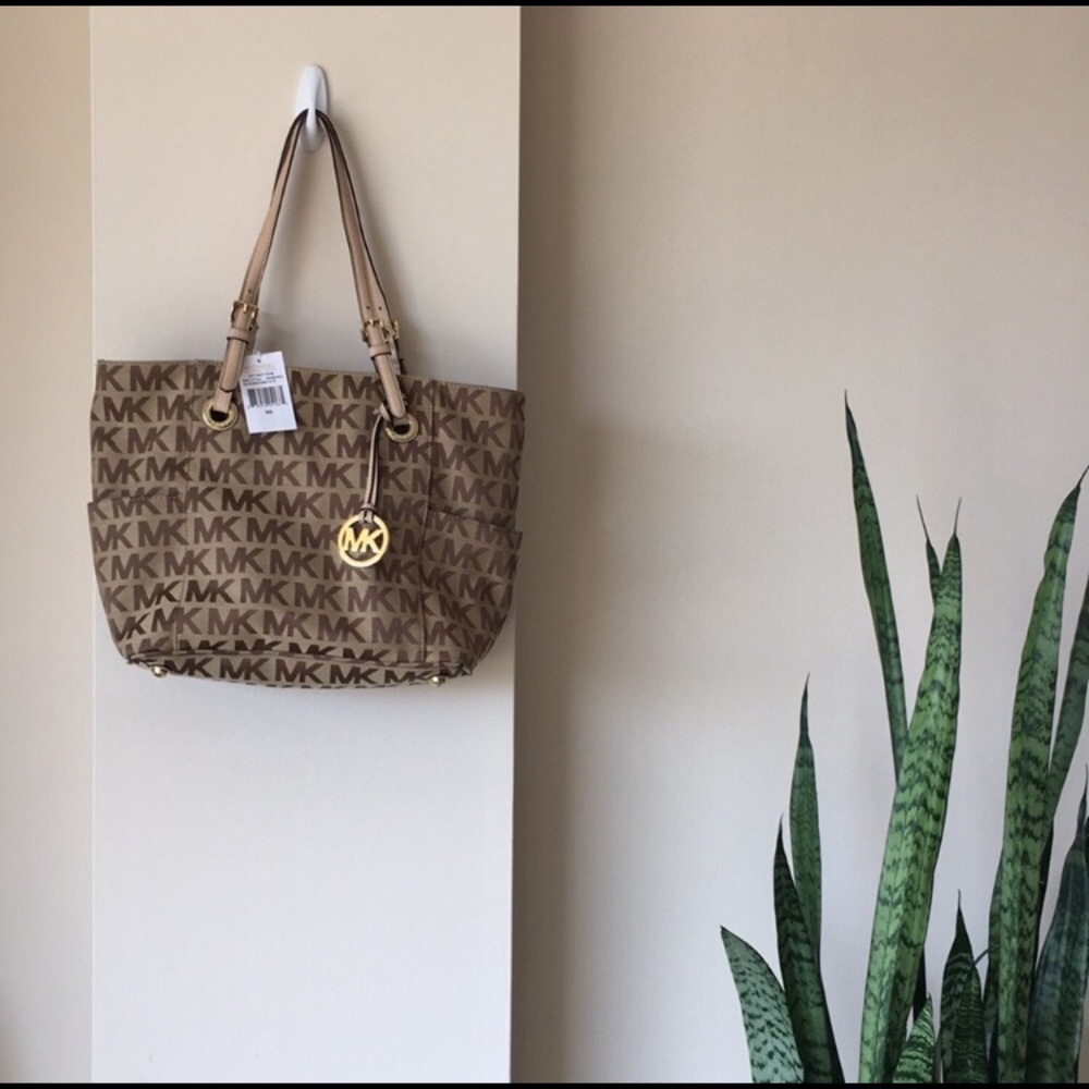 Brand new with tags Michael Kors Logo Tote